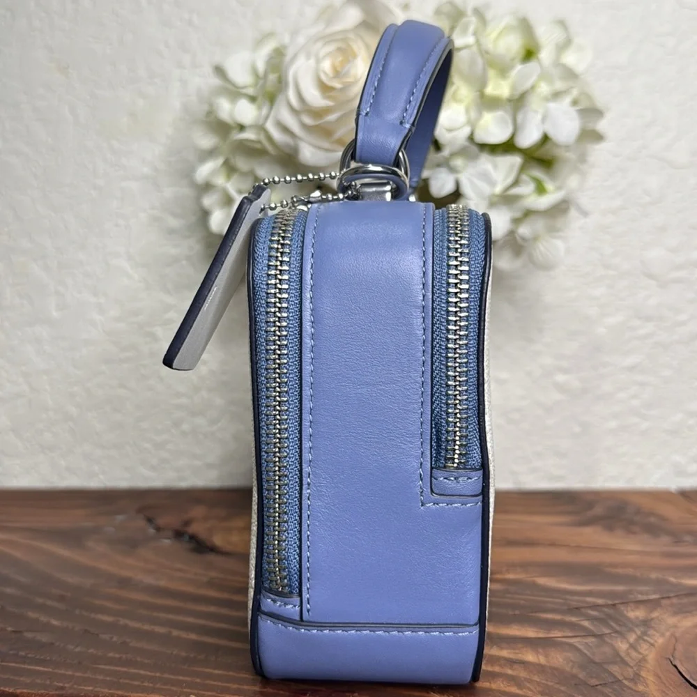 Disney X Coach Cinderella Crossbody Box Bag Purse NWT - Picture 8 of 15